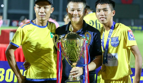 Rõ vụ Phạm Văn Quyến trở lại ĐT Việt Nam