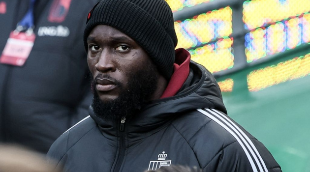 Đi đêm giữa các CLB, Lukaku tắt điện thoại