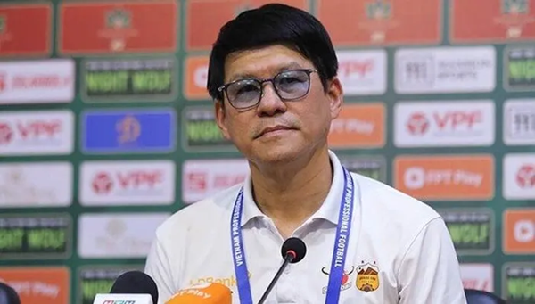 HAGL lâm nguy, HLV Vũ Tiến Thành nói thẳng lý do