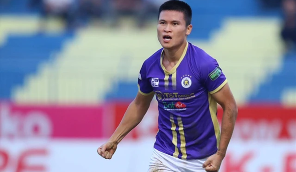 Sát thủ ĐT Việt Nam lên tiếng về việc xuất ngoại