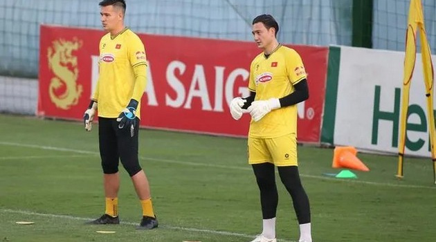 Văn Lâm nói về cuộc cạnh tranh với Nguyễn Filip; Thêm 1 cầu thủ ĐT Việt Nam được CLB Hàn Quốc để ý