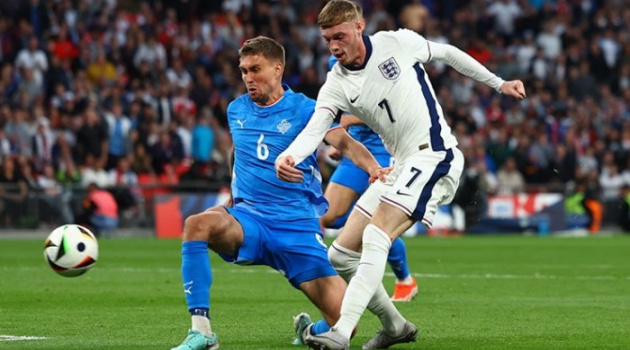 Thất bại trước Iceland chưa phải thảm họa với Anh