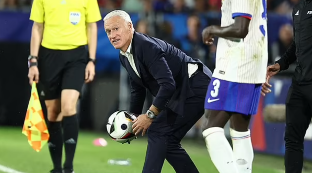 Deschamps lạc quan sau trận đấu thất vọng của Pháp