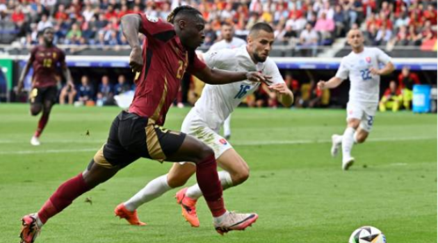  Tedesco tiếc cho Doku