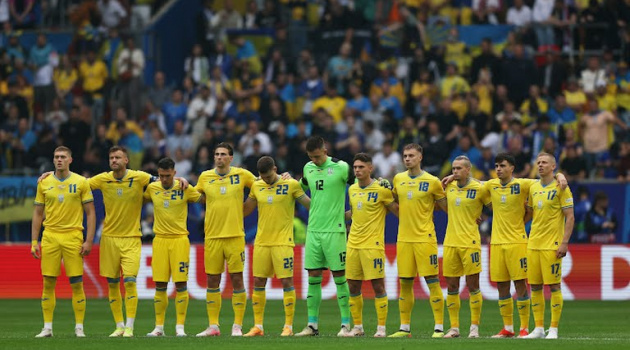 Mục tiêu Man United chơi quá hay, làm Lunin bị lãng quên
