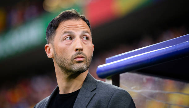 Bỉ thắng trận, Tedesco vẫn không hài lòng