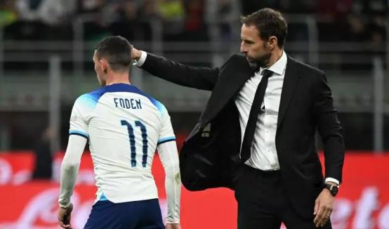 Điểm tin EURO tối 23/6: Bảng đấu căng như dây đàn; 2 trò cưng của Southgate