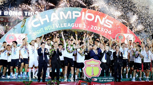Vòng 25 V.League 2023/2024: Nam Định vô địch sau 39 năm; Căng thẳng tránh suất play-off