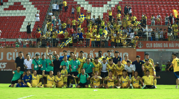 Trụ hạng V-League, CLB được thưởng ngay 1 tỷ