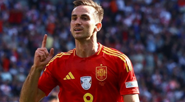 PSG nên làm gì với Fabian Ruiz?