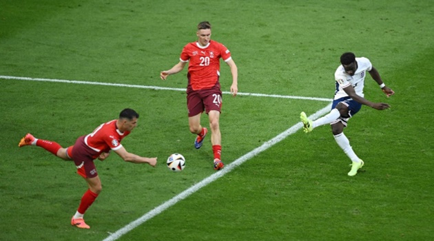 1 bàn thắng solo tuyệt diệu