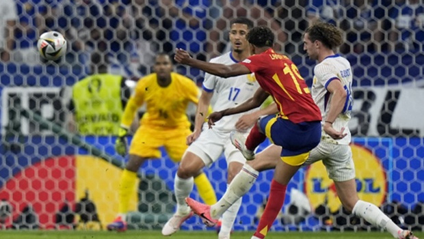 Cậu ấy là một siêu sao