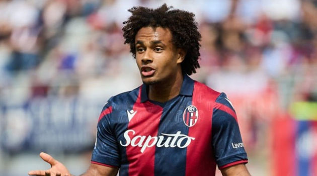 Với Zirkzee & Hojlund, M.U đang đem 'hỏa lực Serie A' đến Old Trafford