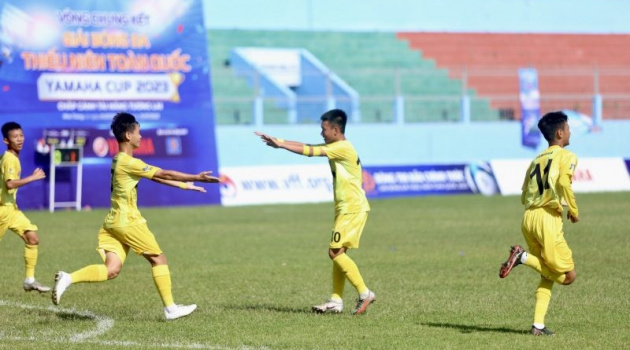 Sếp lớn SLNA nói về chống gian lận tuổi?