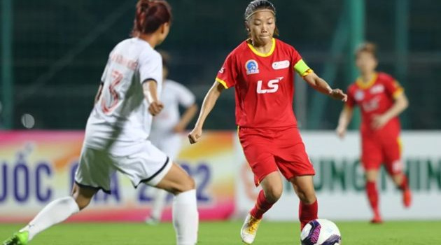 Huỳnh Như ký hợp đồng, trở lại đội bóng cũ