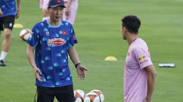 BLV Quang Huy: ĐT Việt Nam bây giờ nên ngừng mơ mộng thay đổi