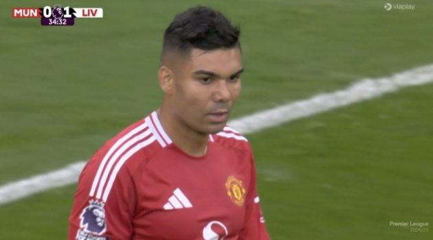 Thảm họa Casemiro trước Liverpool