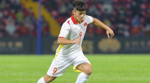 Phung phí cơ hội, U22 Việt Nam thất bại trước Trung Quốc