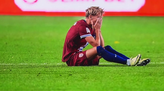 Odegaard: Thật thất vọng và cay đắng 