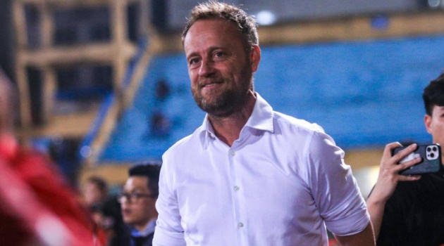 HLV Polking cảnh báo Thái Lan nhân tố đáng sợ nhất ĐT Việt Nam