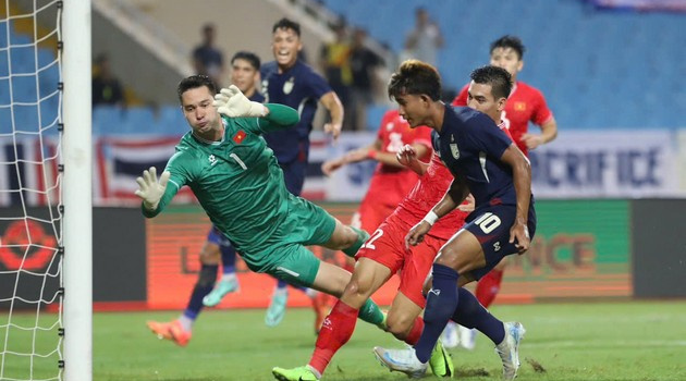  Điểm tin bóng đá Việt Nam 11/9: Nguyễn Filip vượt trội Văn Lâm; Tiền đạo CAHN cập bến HAGL