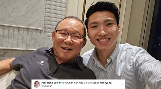 HLV Park Hang-seo báo tin vui về Văn Hậu