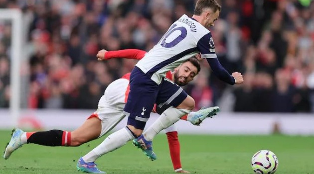 Quá oan! Quyết định cay đắng cho Bruno Fernandes?