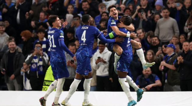 Chấm điểm Chelsea 4-2 Gent: 1 điểm 9; Lỗ thủng hàng thủ