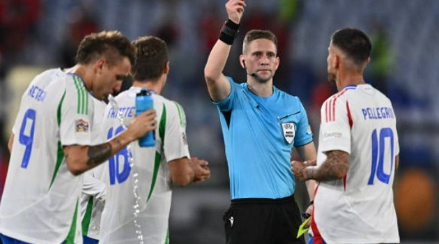 Chấm điểm Italia: Thất vọng Pellegrini; Trông chờ vào hai cánh
