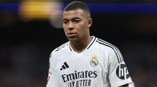 Chủ tịch PSG đáp trả gay gắt với câu hỏi về Mbappe