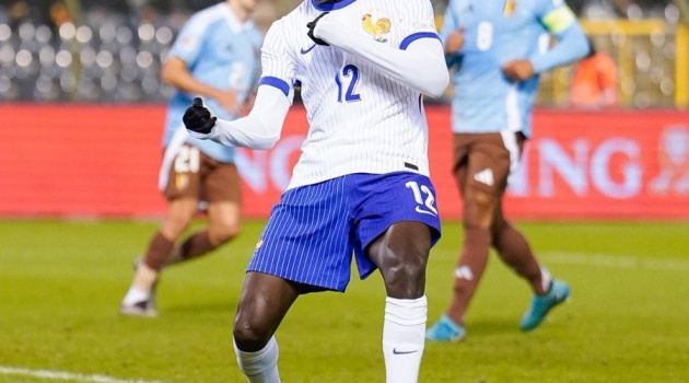 Didier Deschamps khen ngợi người hùng tuyển Pháp