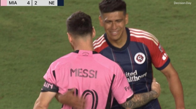 Đối thủ cũng ngả mũ trước Messi