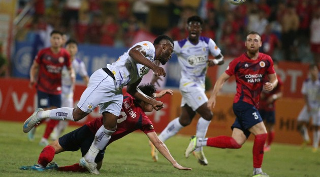 Vòng 4 V.League 19/10: Nguyễn Xuân Son giải hạn; VAR gieo sầu cho CAHN