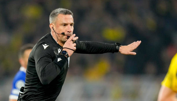 Bayern mừng thầm vì trọng tài, Barca lo lắng