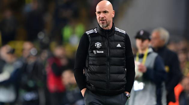 Ten Hag méo mặt vì hành động của Antony