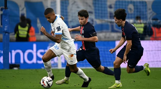  40 phút thảm họa, Greenwood hóa vô hại trước PSG