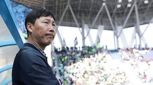 Tin vui liên tiếp đến với ông Kim Sang Sik