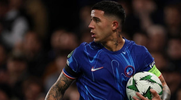 Chelsea thắng đậm Noah 8-0, Maresca lý giải việc rút Enzo ra nghỉ sớm