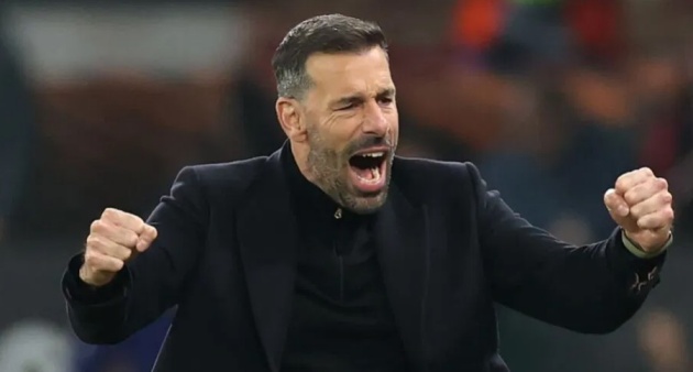 Paul Scholes: Van Nistelrooy sinh ra để làm HLV Man United