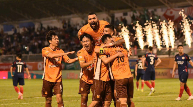 Trận HAGL vs CAHN phơi bày thực trạng đáng buồn tại V-League 