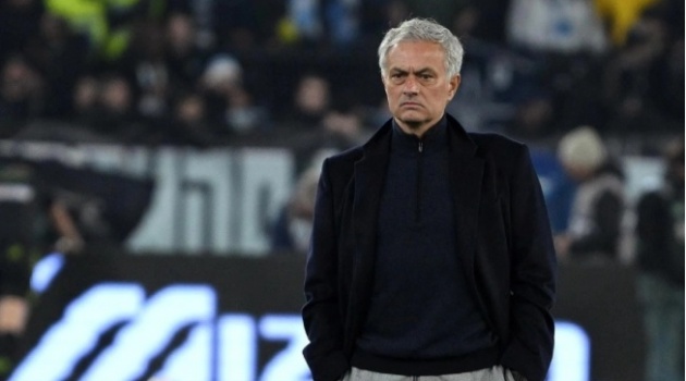 Milito: Mourinho bên ngoài 'ác quỷ', bên trong ấm áp - hiền lành