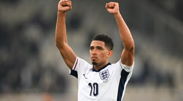 Bellingham xúc động: Cảm ơn Lee và đội ngũ. Đã tìm lại được nụ cười với chiếc áo đấu của tuyển Anh, thật biết ơn!