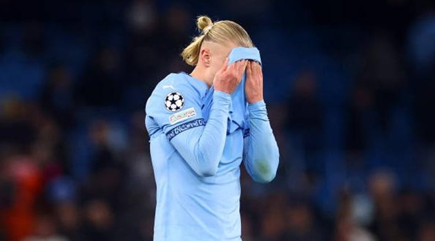 Man City 3-3 Feyenoord: Thảm họa phòng ngự; 15 phút đáng quên