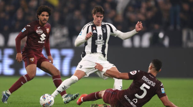 Motta báo tin buồn cho Juve