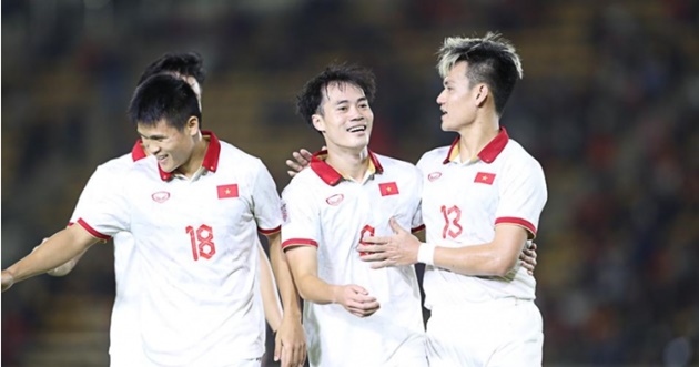 SVĐ Lào liên tục 'đắt khách' trước ngày đón tiếp ĐT Việt Nam