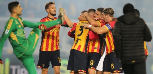 Juventus nếm 'trái đắng' ở phút bù giờ