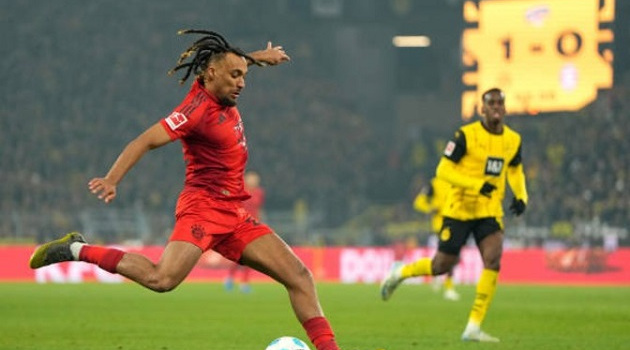 Sự trùng hợp ngọt ngào khi Sacha Boey gặp lại Kompany tại Bayern Munich