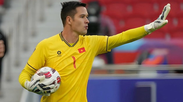 Filip Nguyễn ấn tượng với HLV Kim Sang-sik 