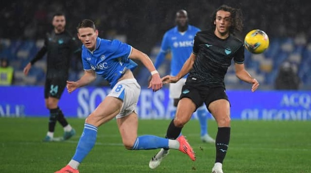 Sinh nhật buồn của Scott McTominay