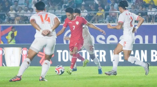  Indonesia khiếu nại AFF về lối chơi thô bạo của tuyển Myanmar
